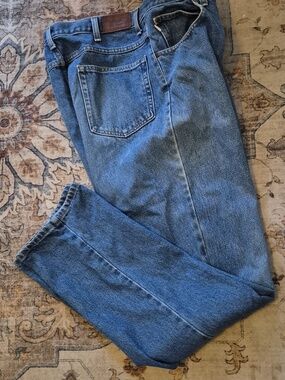 LL Bean Natural Fit Blue Jeans 34X32